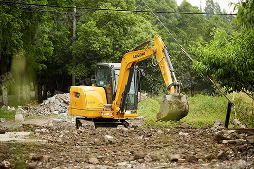 Мини-экскаватор гусеничный LiuGong CLG906F (6 тонн)