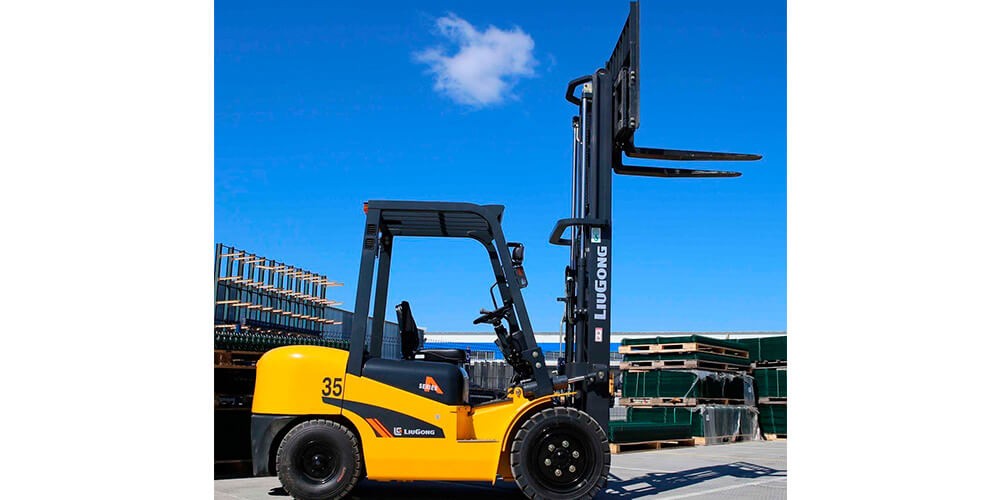 Дизельный погрузчик LIUGONG CPCD35