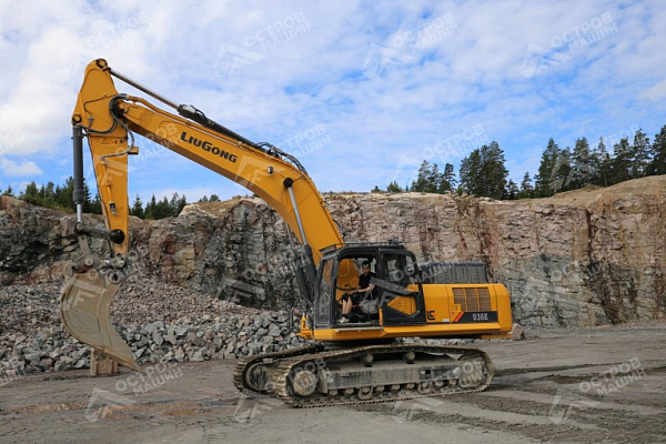 Экскаватор LiuGong CLG936E гусеничный (35 тонн)