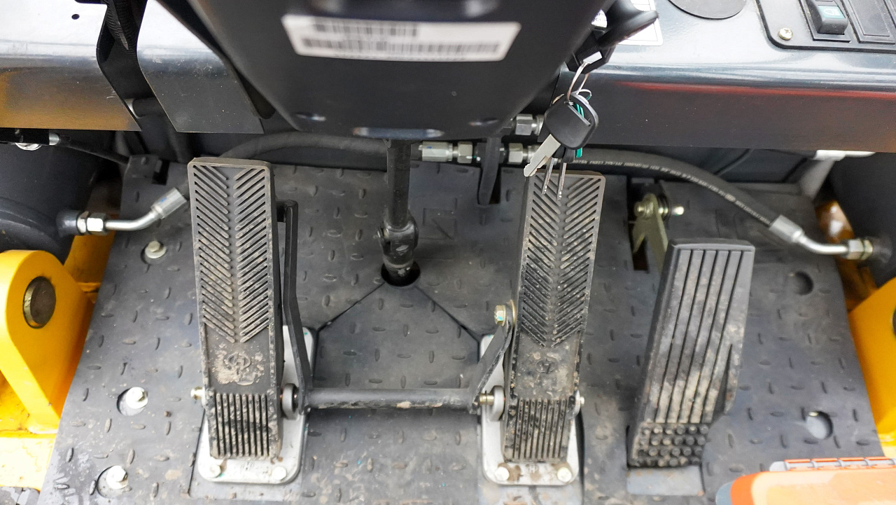 Дизельный вилочный погрузчик LiuGong CLG2080H (8 тонн)