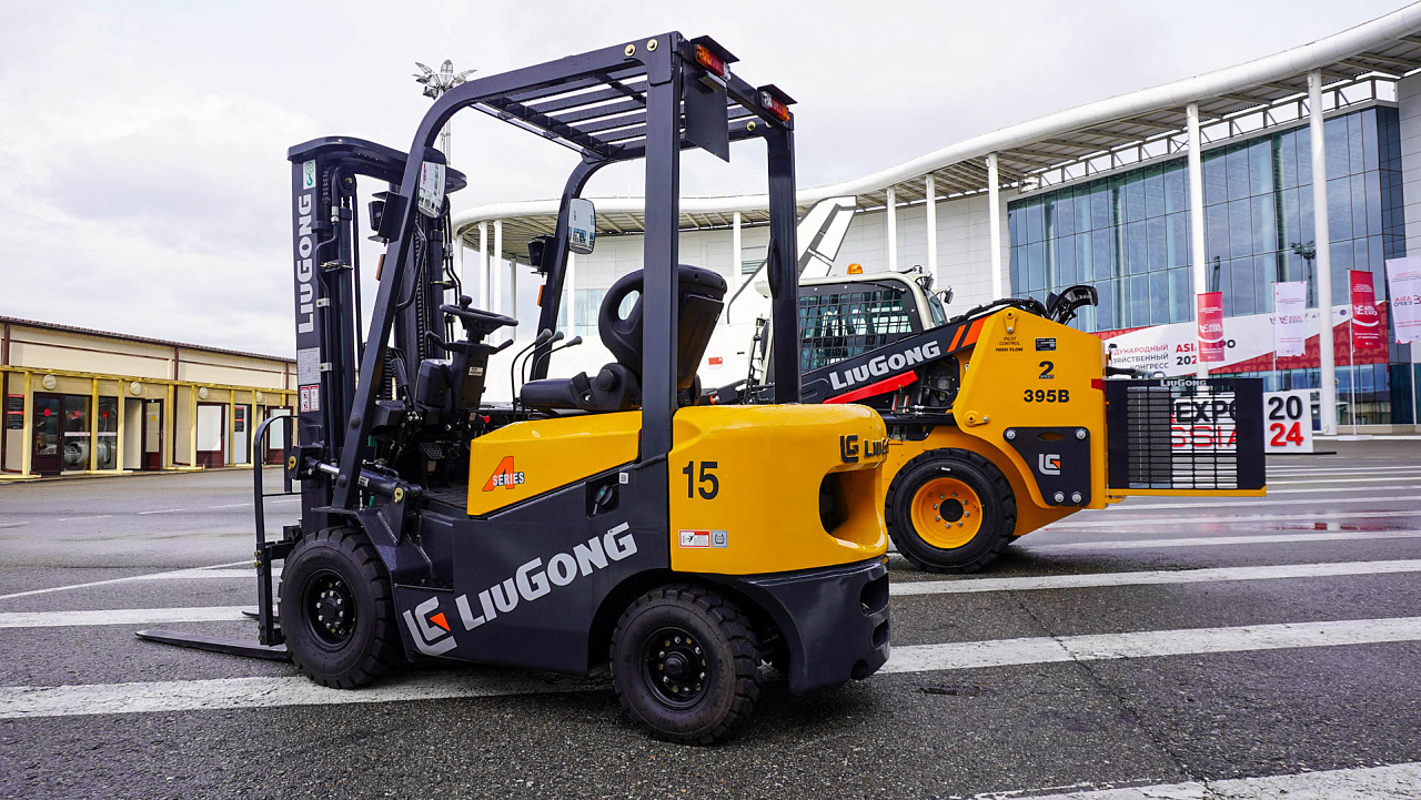 Дизельный вилочный погрузчик LiuGong CPCD15 Xinchai (1,5 тонны)
