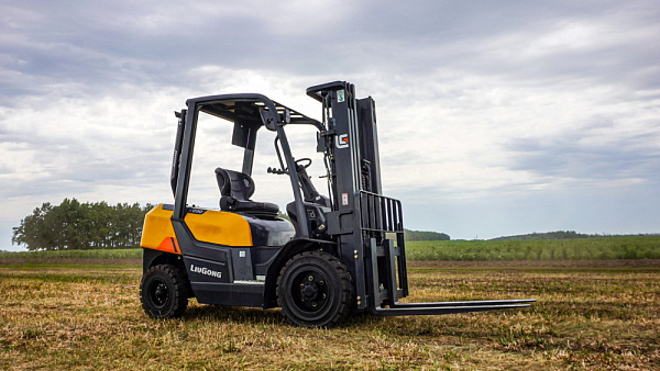 Вилочный погрузчик LiuGong CLG2030H (3 тонны)