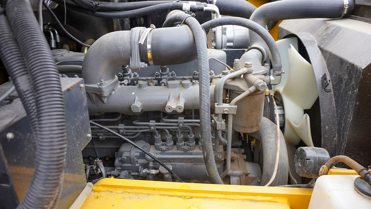 Дизельный вилочный погрузчик LiuGong CLG2050H (5 тонн)