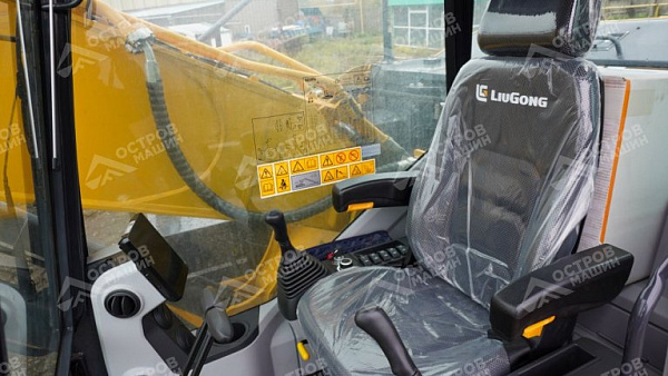 Экскаватор гусеничный LiuGong CLG923FN (23 тонны)