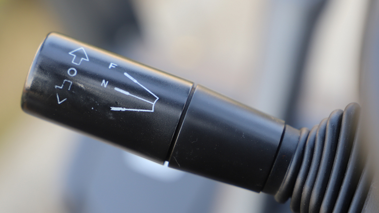 Электрический вилочный погрузчик LiuGong CLGA25-S (2,5 тонны)