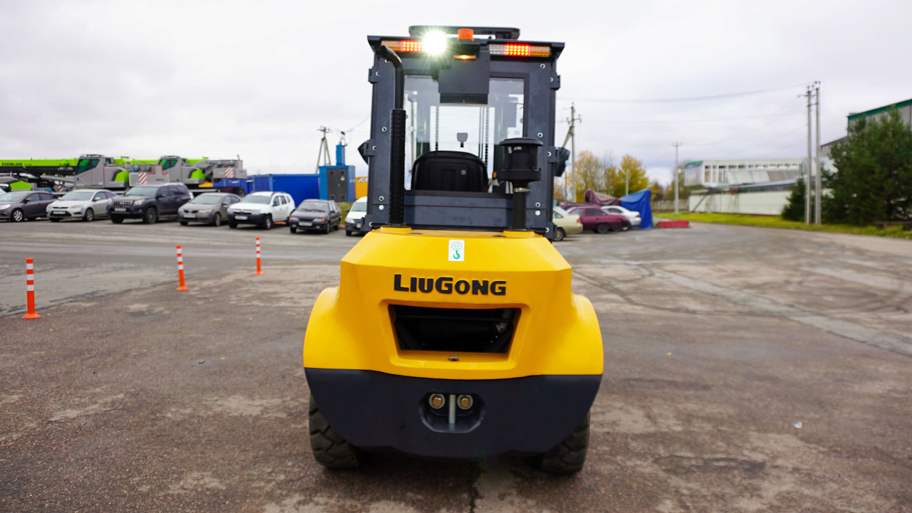 Дизельный вилочный погрузчик LiuGong CLG2035H-R (3,5 тонны)