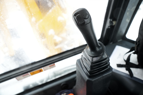 Экскаватор-погрузчик LiuGong CLG777A-S MAX