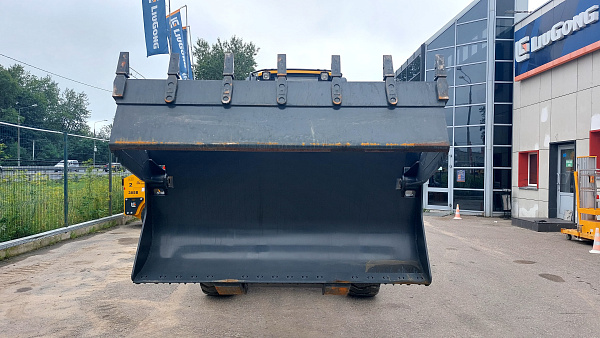 Фронтальный погрузчик LiuGong CLG835H (3,5 тонн)