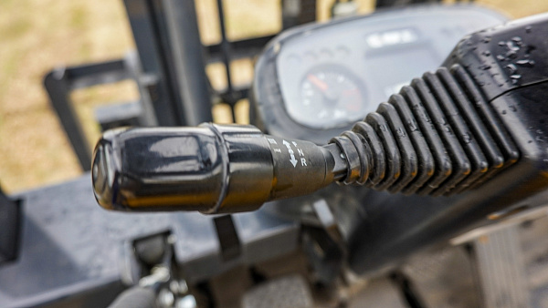 Дизельный вилочный погрузчик LiuGong CPCD25 Xinchai (2,5 тонны)