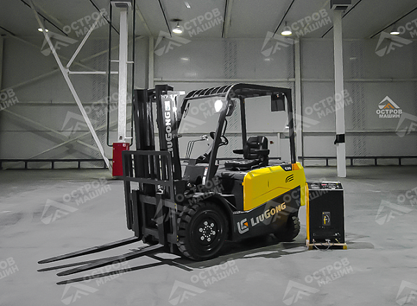 Электрический вилочный погрузчик LiuGong CLGA30-S (3 тонны)
