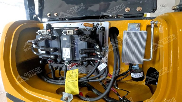 Электрический вилочный погрузчик LiuGong CLG2015A-S (1,5 тонны)