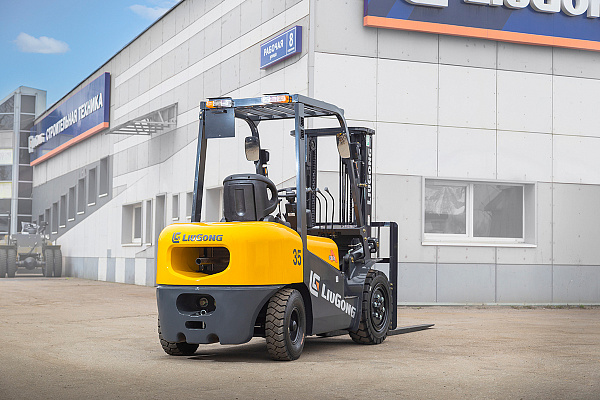 Дизельный вилочный погрузчик LiuGong CPCD35 Xinchai (3,5 тонны)