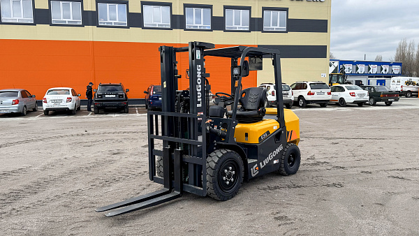 Дизельный вилочный погрузчик LiuGong CPCD35Е (3,5 тонны)