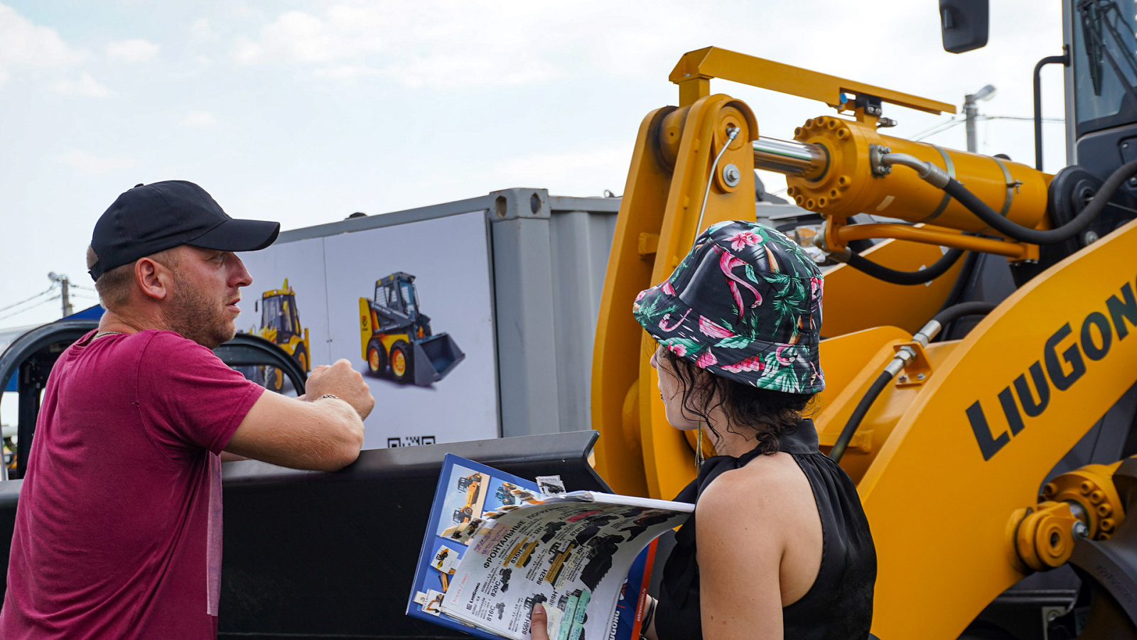 ОСТРОВ МАШИН на выставке "День Брянского поля 2024"