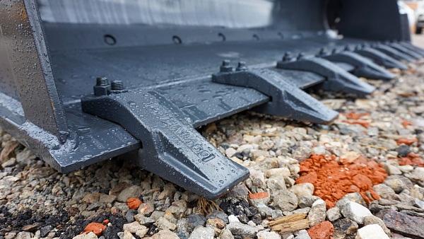 Экскаватор-погрузчик LiuGong CLG777A-S