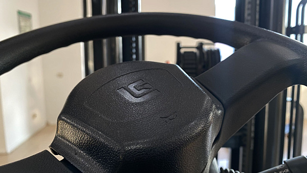 Электрический вилочный погрузчик LiuGong CLG2018A-S (1,8 тонны)