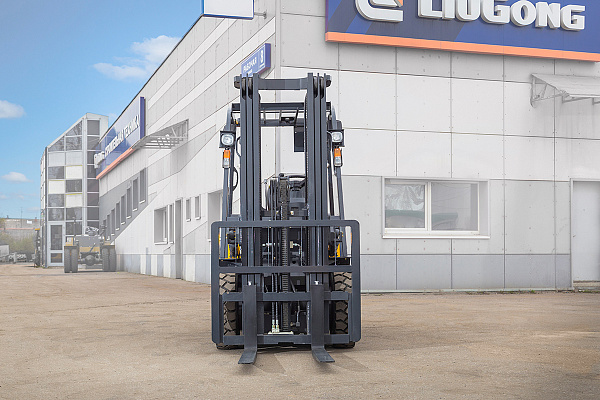 Дизельный вилочный погрузчик LiuGong CPCD20 Xinchai (2 тонны)