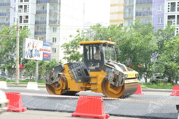 Каток асфальтовый CLG6214E