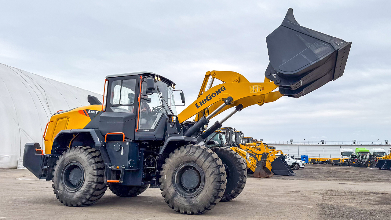 Фронтальный погрузчик LiuGong CLG848Т (4 тонны)