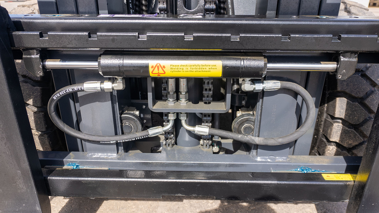 Дизельный вилочный погрузчик LiuGong CPCD20Е (2 тонны)