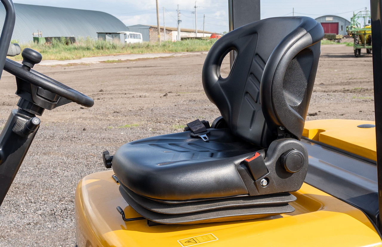 Дизельный вилочный погрузчик LiuGong CPCD25Е (2,5 тонны)