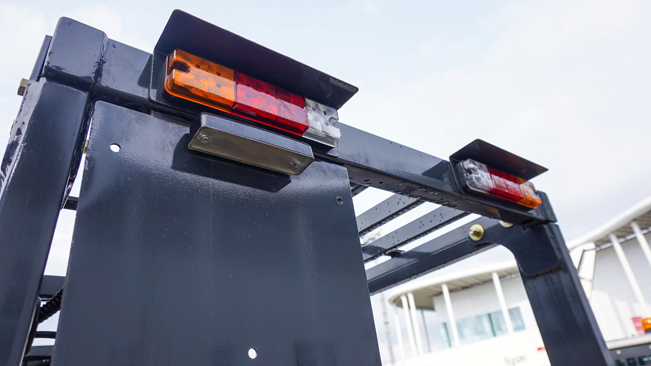 Дизельный вилочный погрузчик LiuGong CPCD15 Xinchai (1,5 тонны)