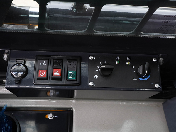 Мини-погрузчик LiuGong CLG395B