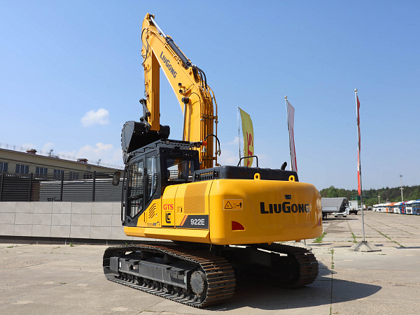 Экскаватор гусеничный LiuGong CLG922E (22 тонны)