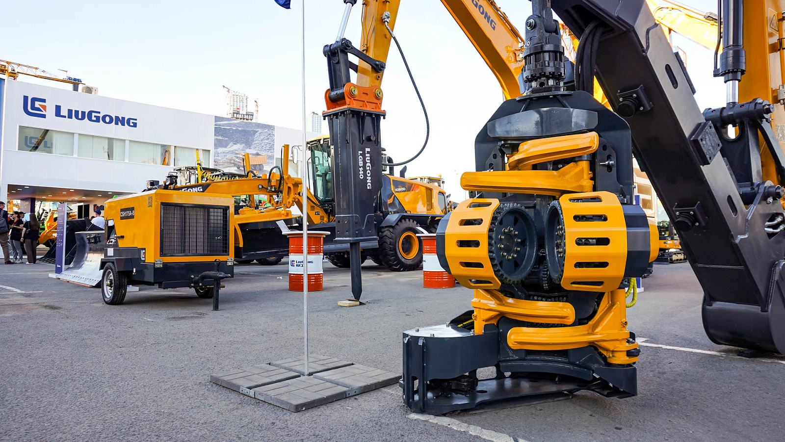 "ОСТРОВ МАШИН" на выставке "СТТ 2024" в Москве