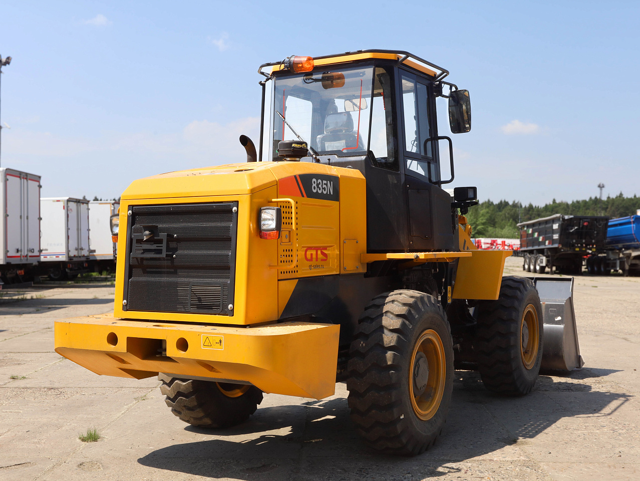 Фронтальный погрузчик LiuGong CLG835N (3 тонны)