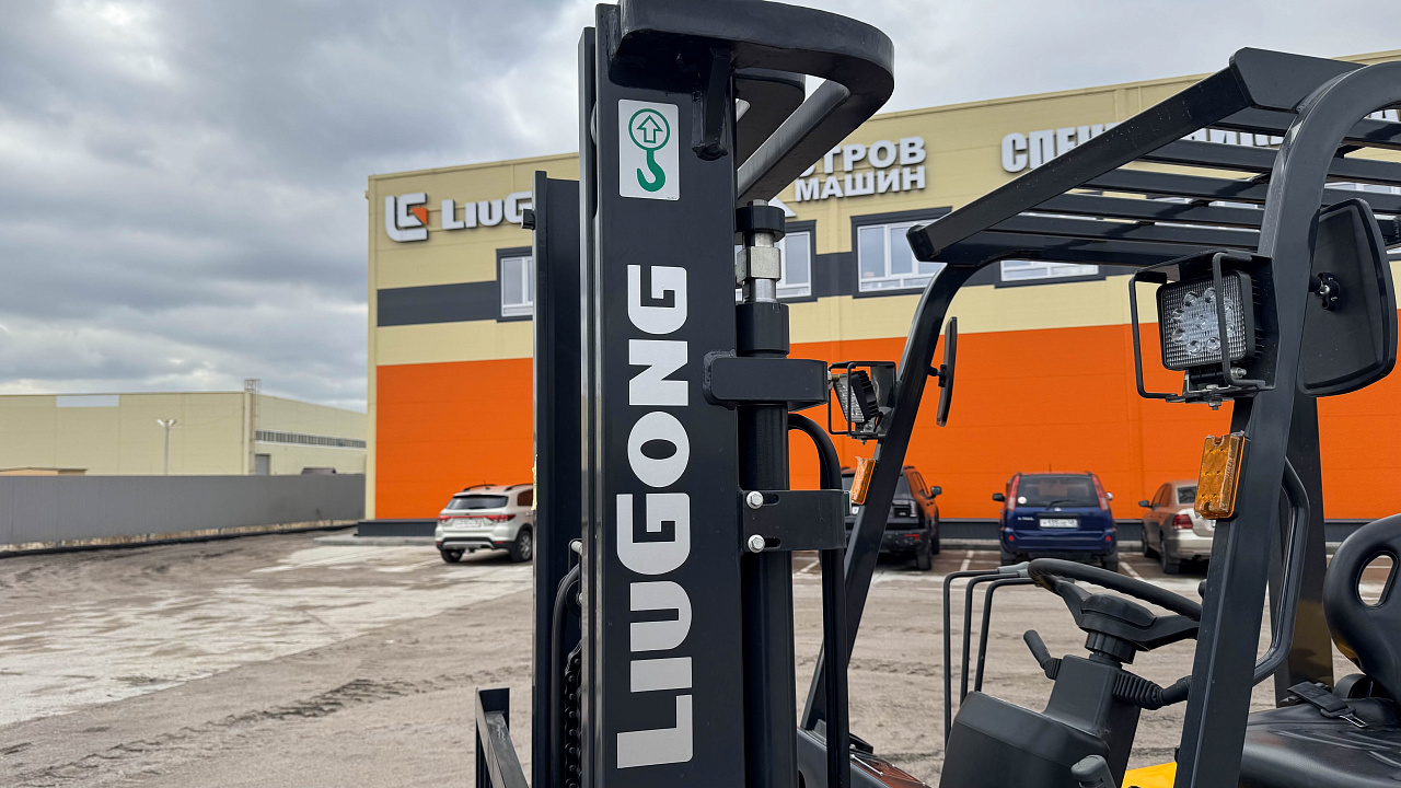Дизельный вилочный погрузчик LiuGong CPCD35Е (3,5 тонны)