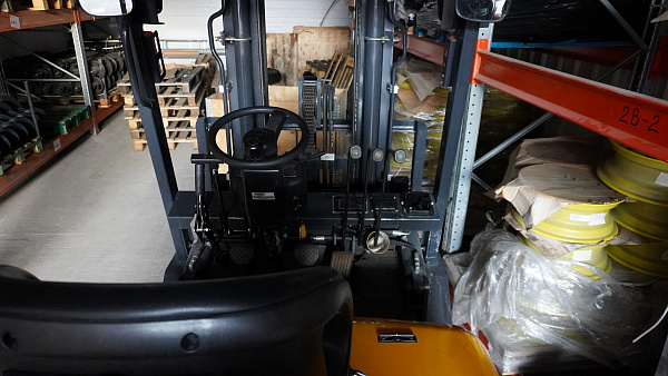 Дизельный вилочный погрузчик LiuGong CPCD20 Isuzu (2 тонны)