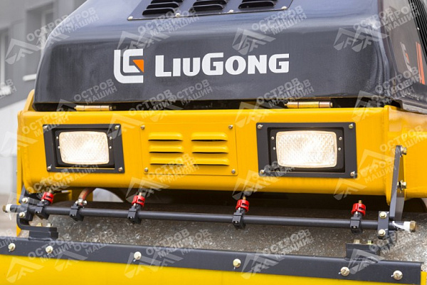 Каток асфальтовый комбинированный CLG6032E