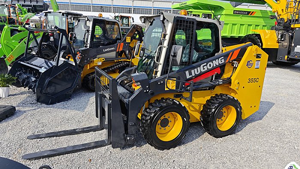 Мини-погрузчик LiuGong CLG355С