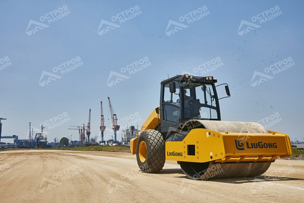 Каток грунтовый LiuGong CLG6616E