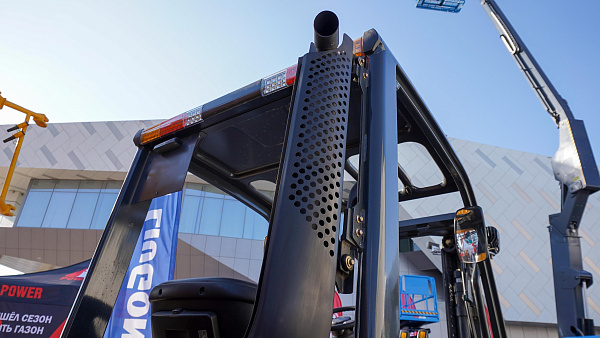 Дизельный вилочный погрузчик LiuGong CLG2025H (2,5 тонны)