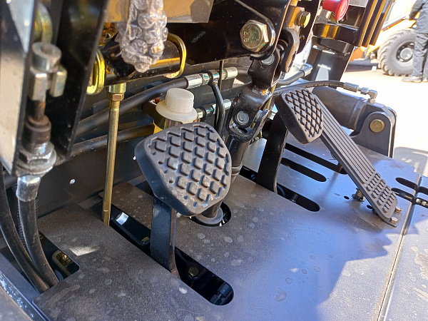 Дизельный вилочный погрузчик LiuGong CPCD20 Isuzu (2 тонны)