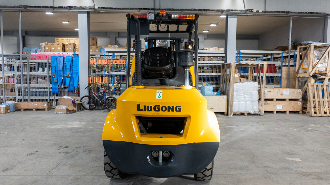 Внедорожный вилочный погрузчик LiuGong CLG2030H-R (3 тонны)