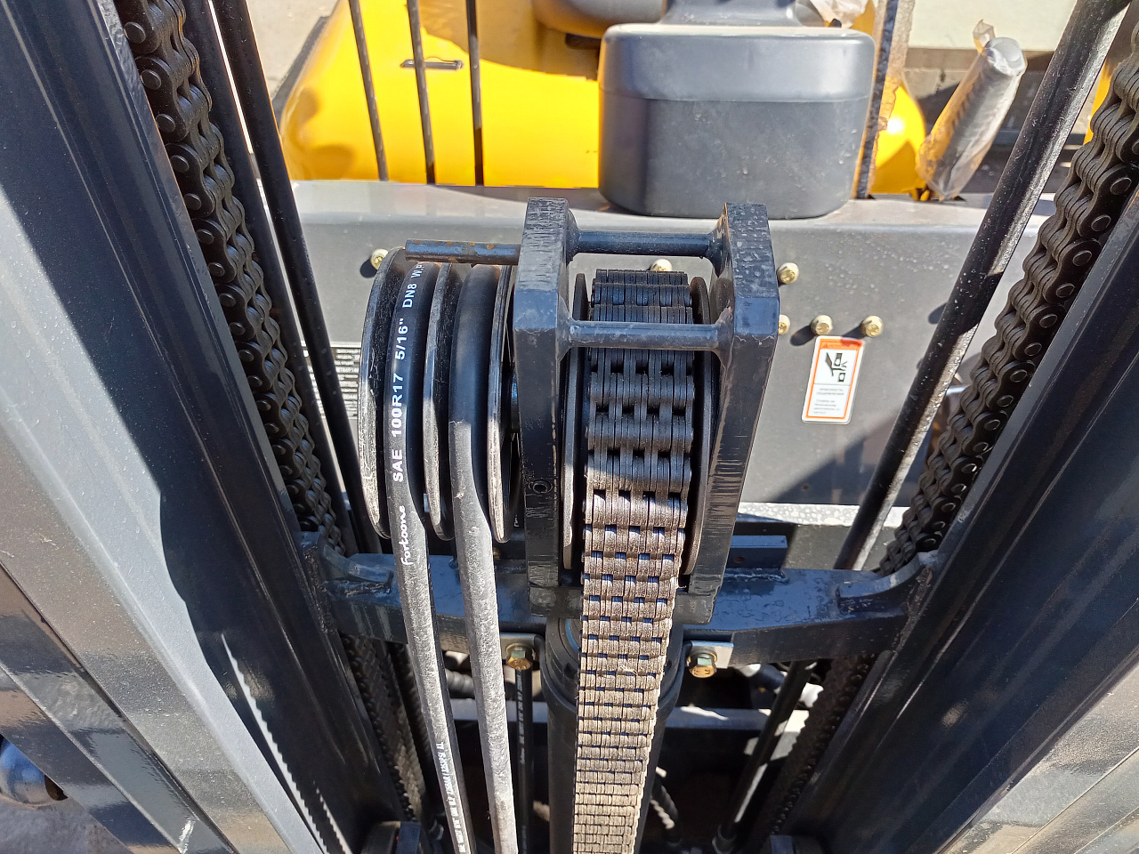 Дизельный вилочный погрузчик LiuGong CPCD20 Isuzu (2 тонны)