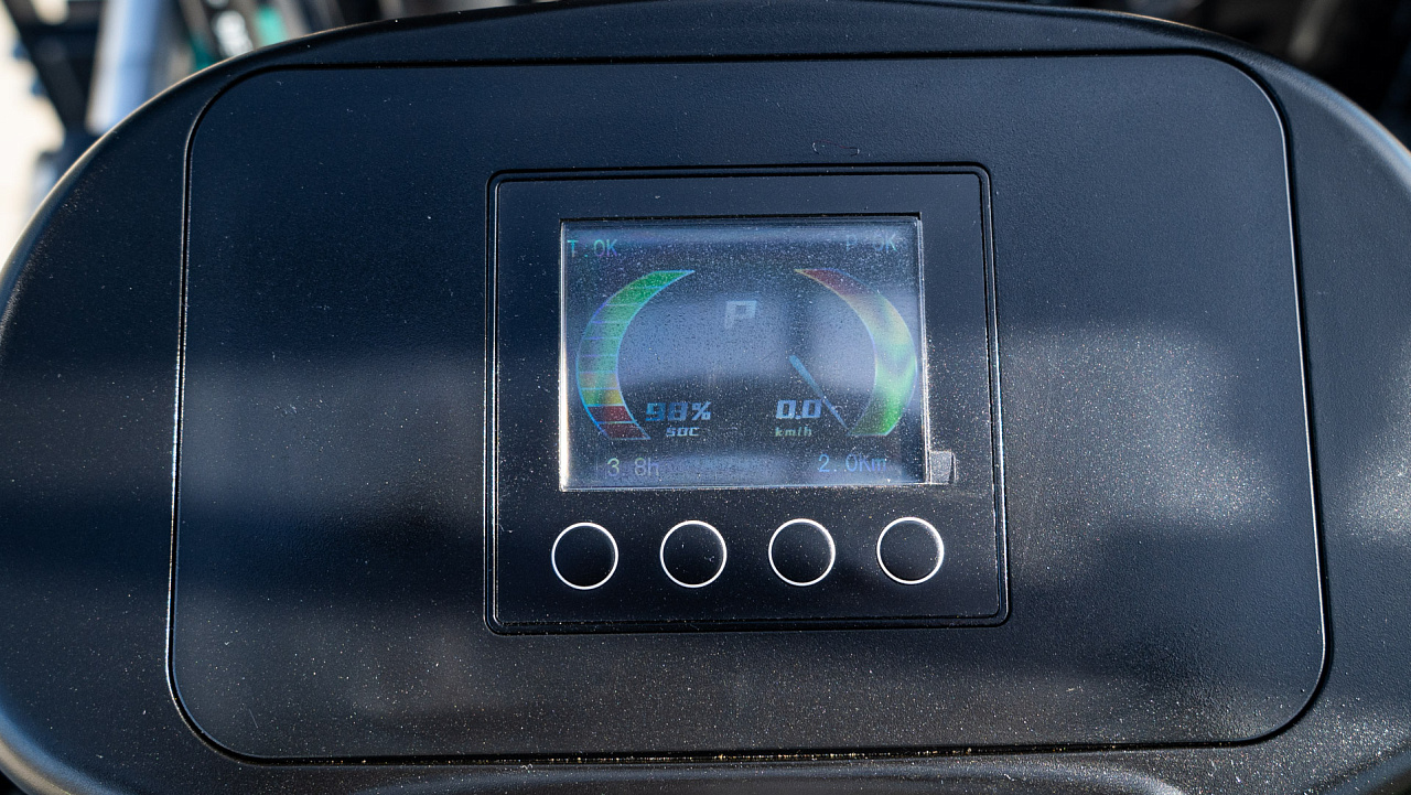 Электрический вилочный погрузчик LiuGong CPD50L-EM (5 тонн)