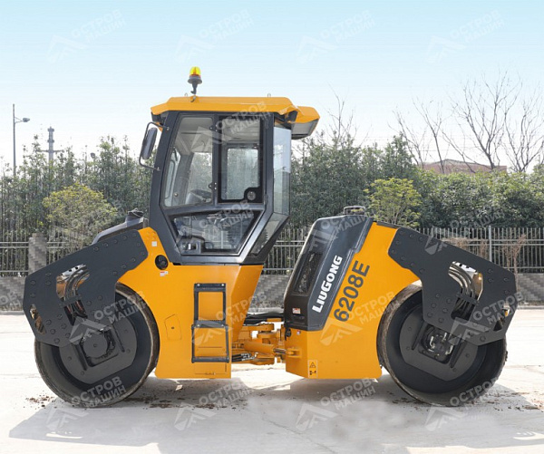 Каток асфальтовый CLG6208E