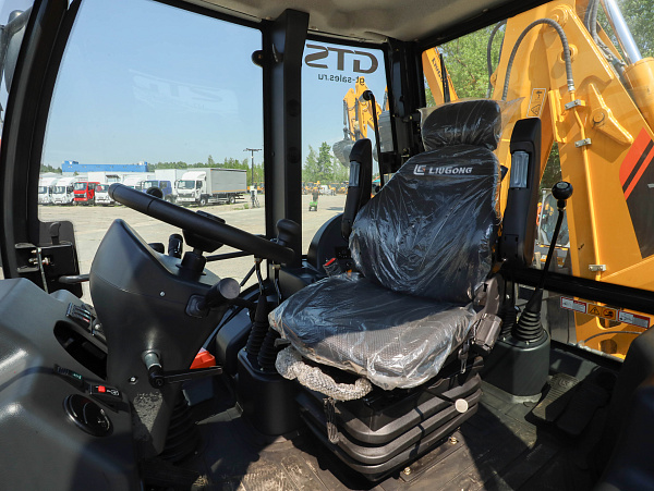 Экскаватор-погрузчик LiuGong CLG 777A Cummins