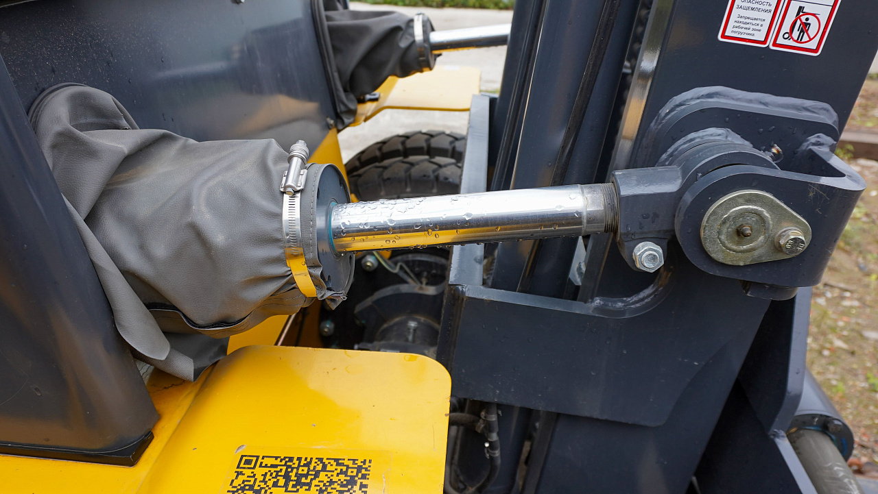 Дизельный вилочный погрузчик LiuGong CLG2050H (5 тонн)