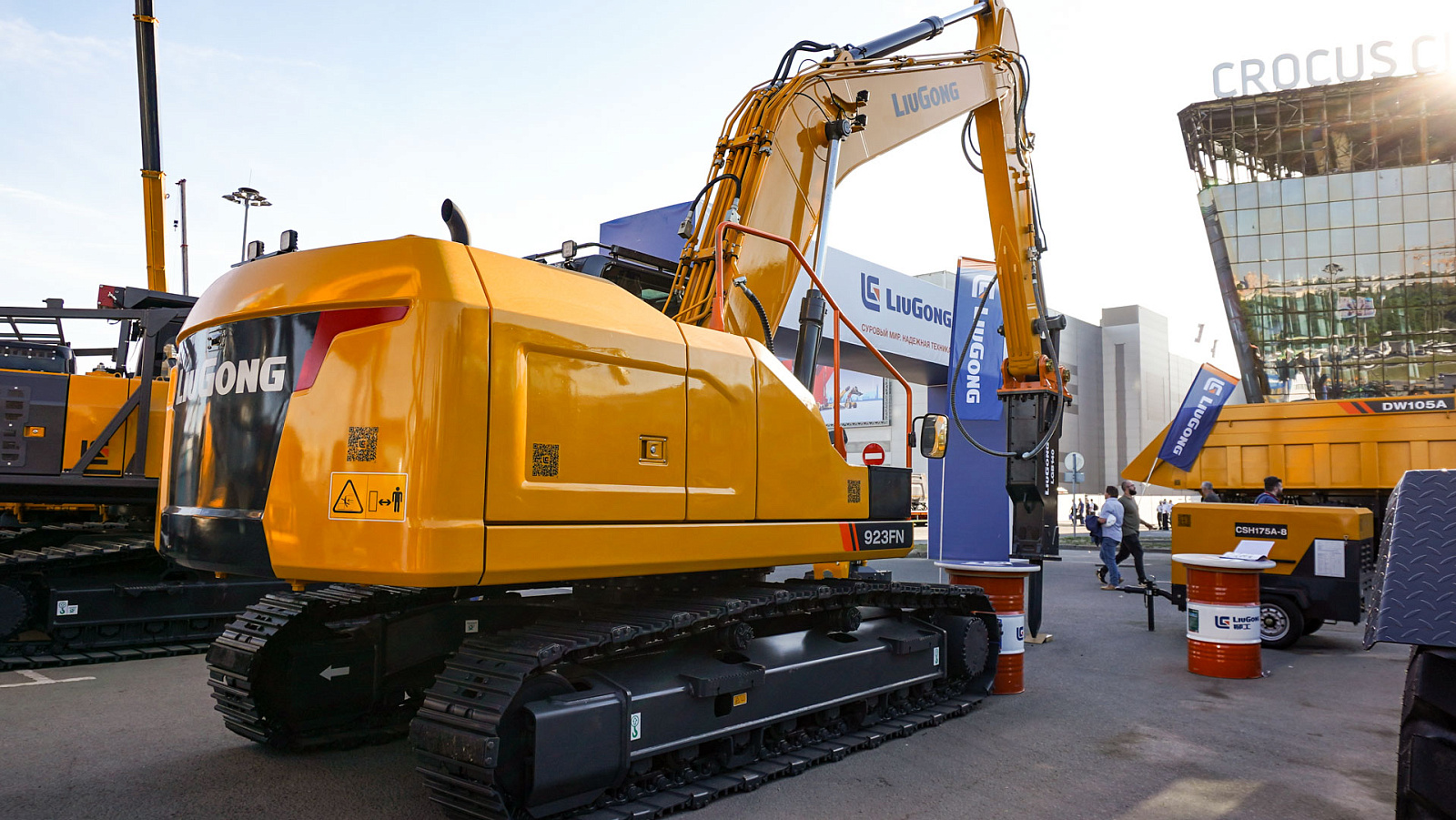 "ОСТРОВ МАШИН" на выставке "СТТ 2024" в Москве