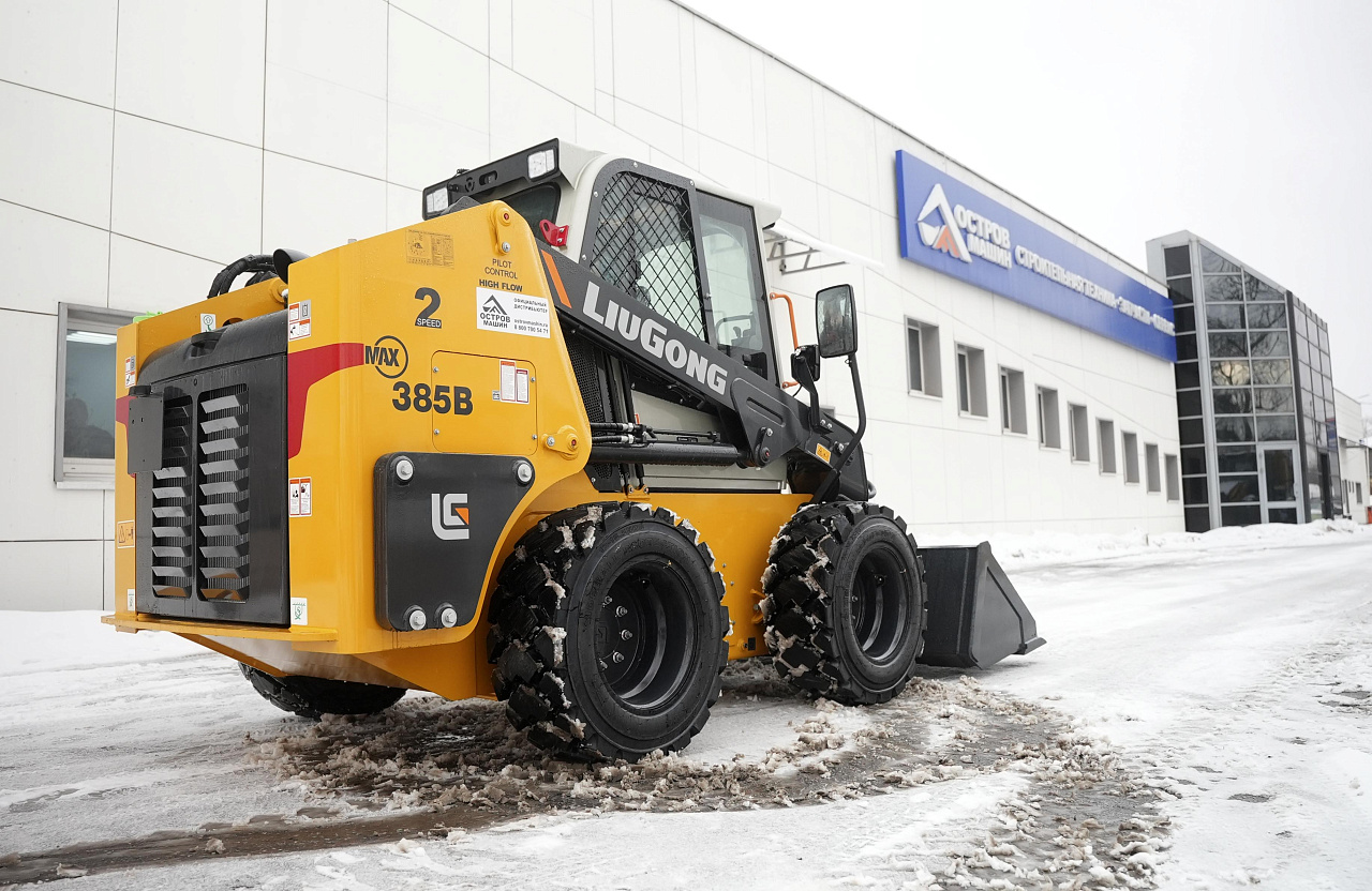 Мини-погрузчик LiuGong CLG385B MAX