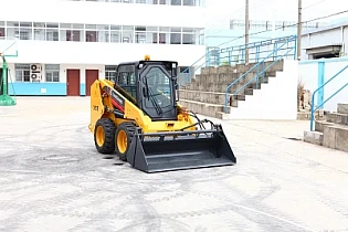 10 лучших погрузчиков с бортовым поворотом