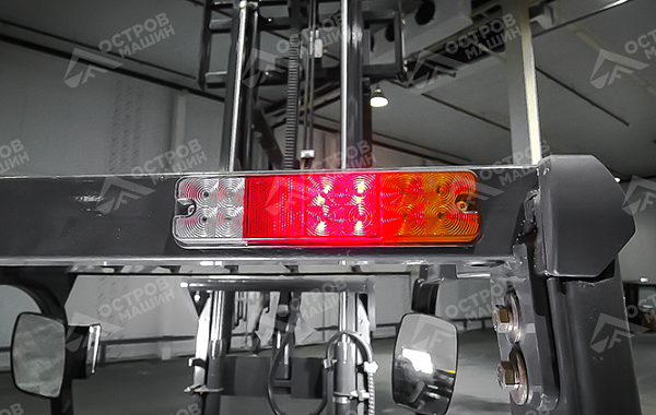 Электрический вилочный погрузчик LiuGong CLGA18-T, трёхопорный