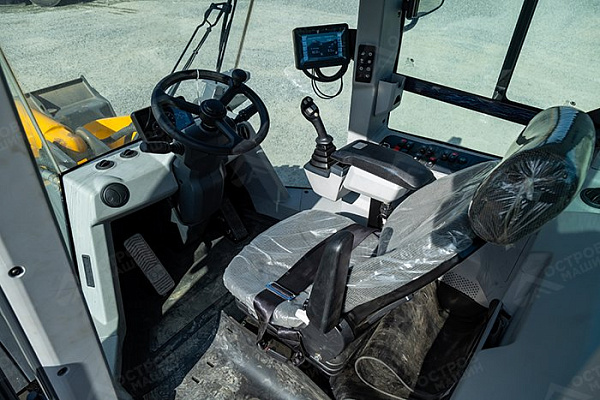 Фронтальный погрузчик LiuGong CLG848Т