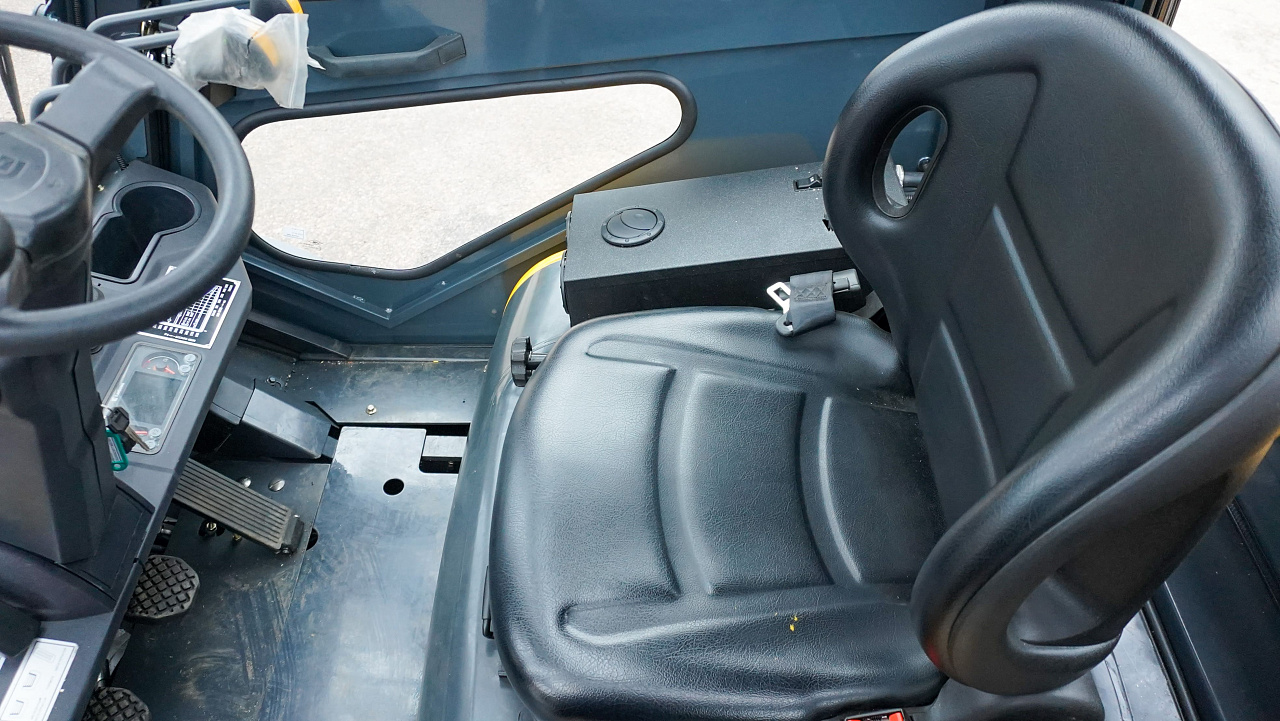 Дизельный вилочный погрузчик LiuGong CLG2035H-R (3,5 тонны)