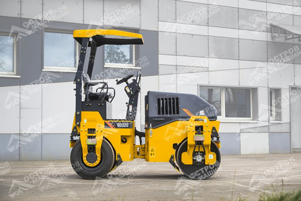 Каток асфальтовый комбинированный CLG6032E